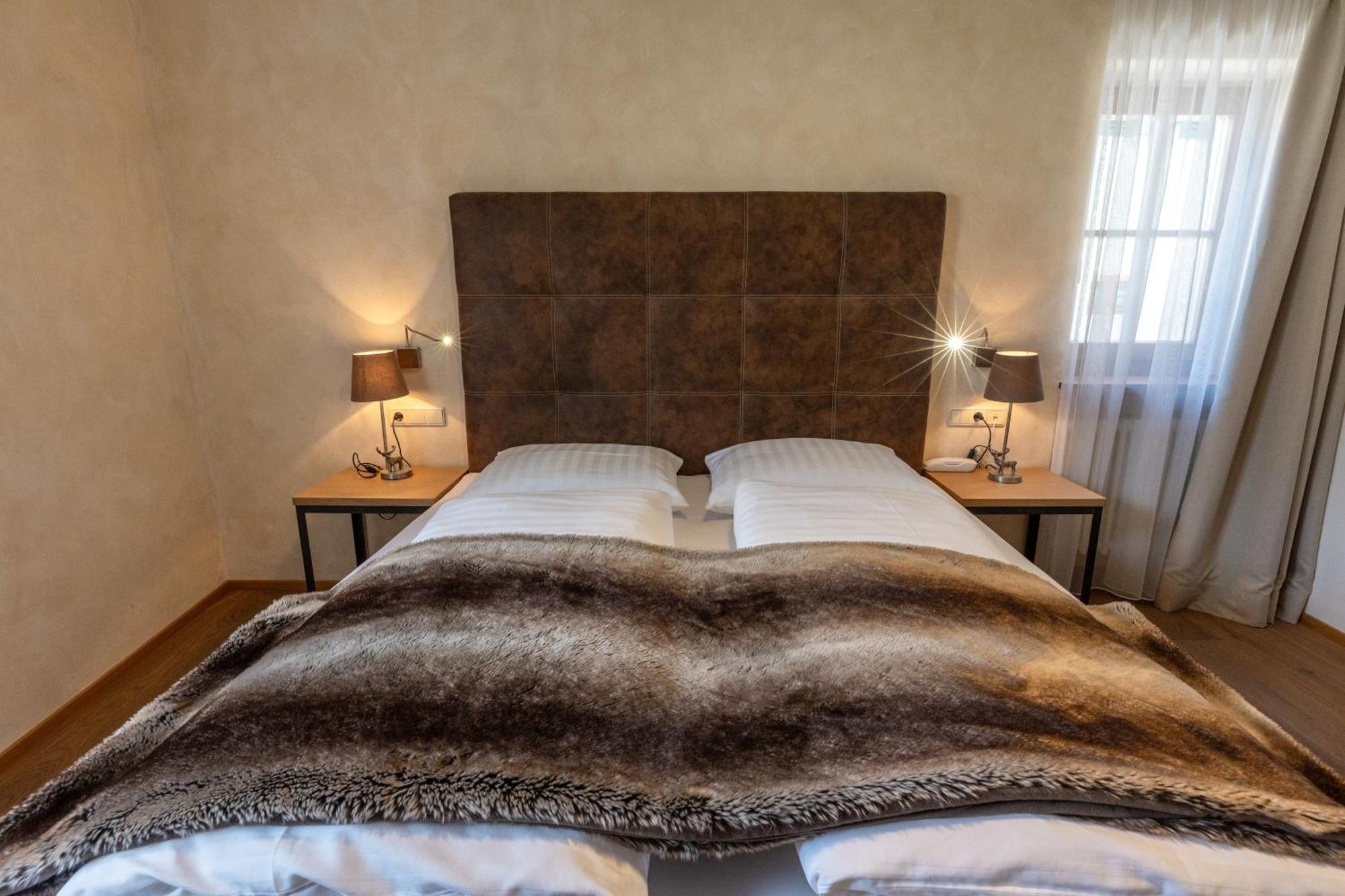 קיוזה Der Unterwirt Guesthouse And Restaurant מראה חיצוני תמונה