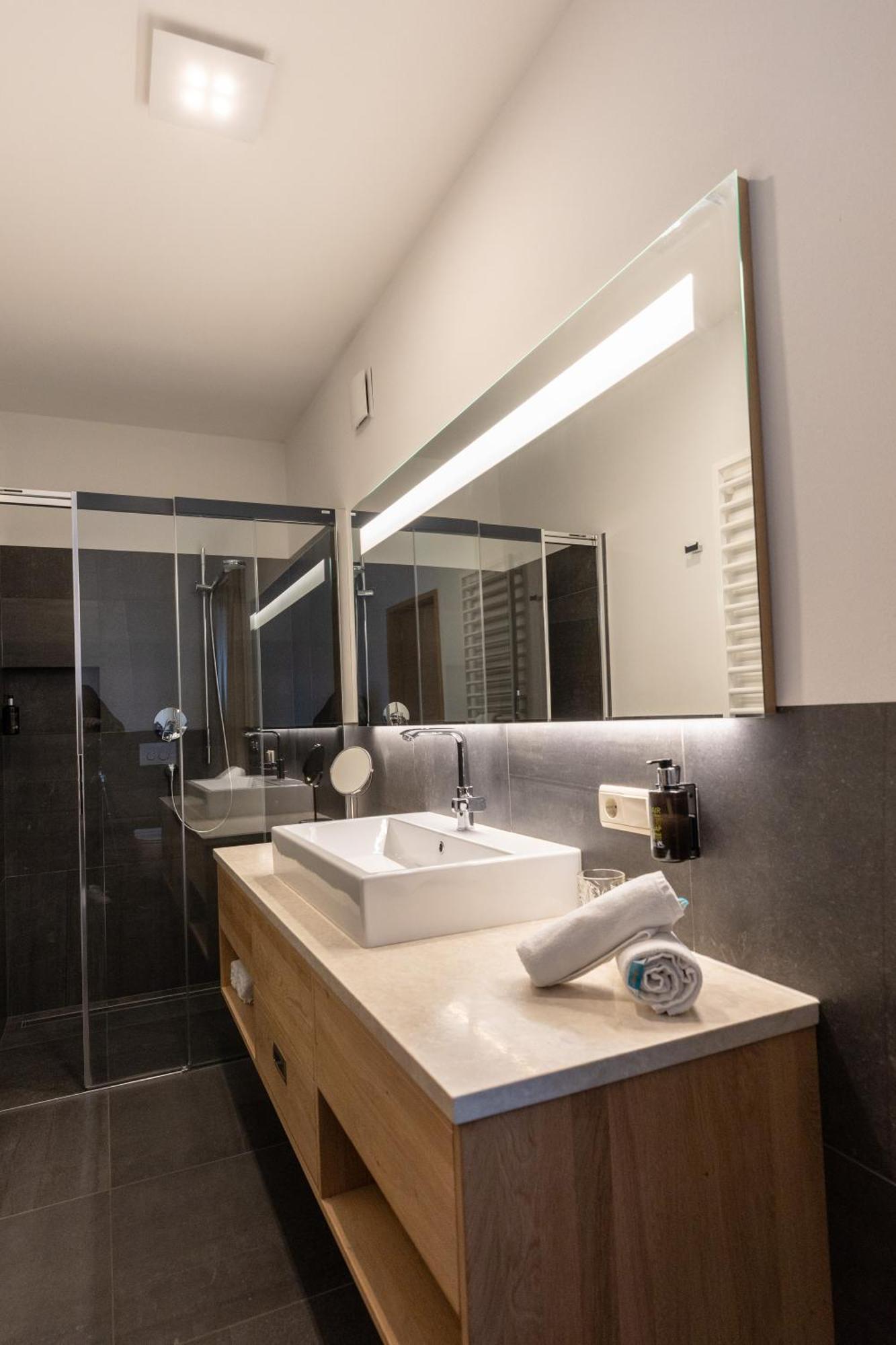 קיוזה Der Unterwirt Guesthouse And Restaurant מראה חיצוני תמונה
