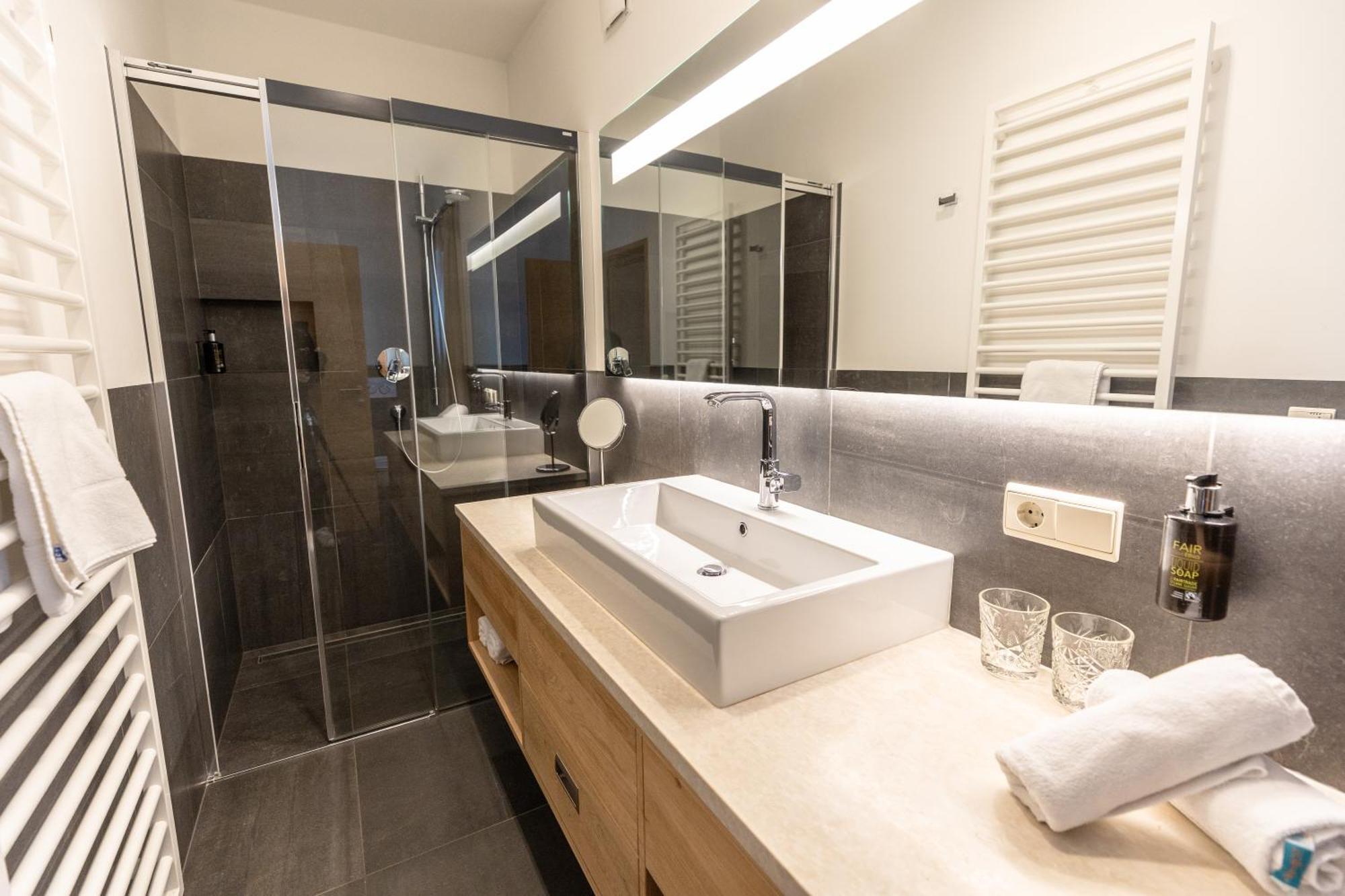 קיוזה Der Unterwirt Guesthouse And Restaurant מראה חיצוני תמונה